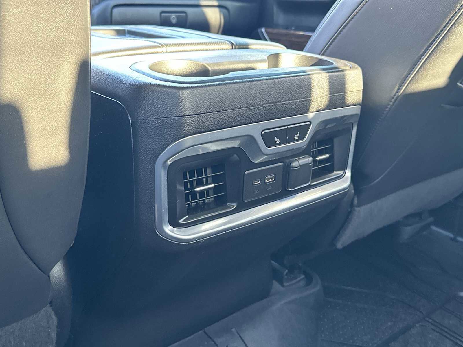 Used 2021 Chevrolet Silverado 1500 High Country w/ Technology Package image 21