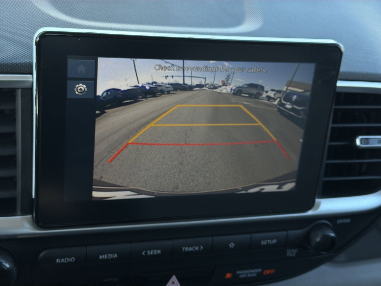 Certified 2023 Hyundai Venue SEL image 19