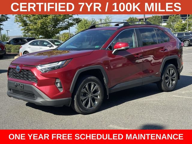 Used 2022 Toyota RAV4 XLE Premium AWD/4WD image 5