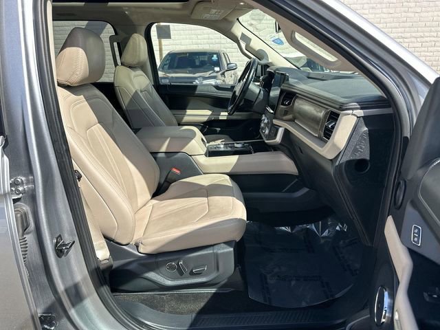 Used 2022 Ford Expedition Max Limited AWD/4WD image 28