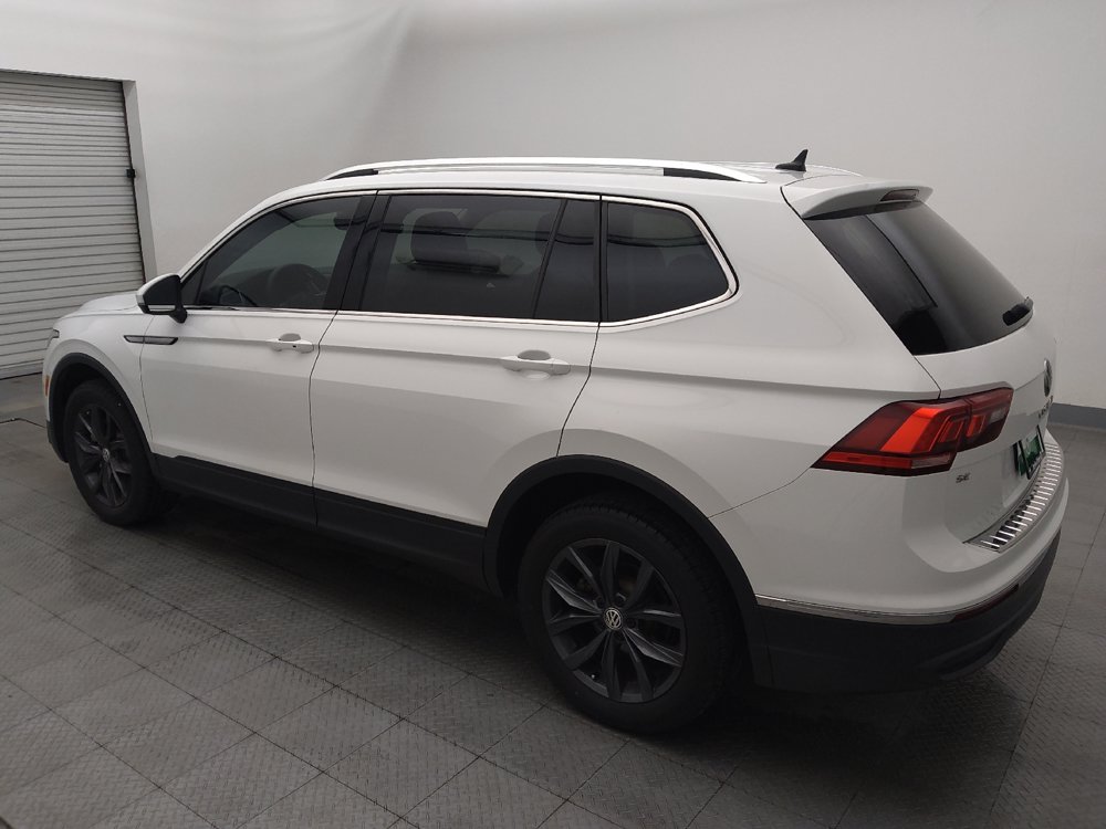 Used 2022 Volkswagen Tiguan SE FWD image 3
