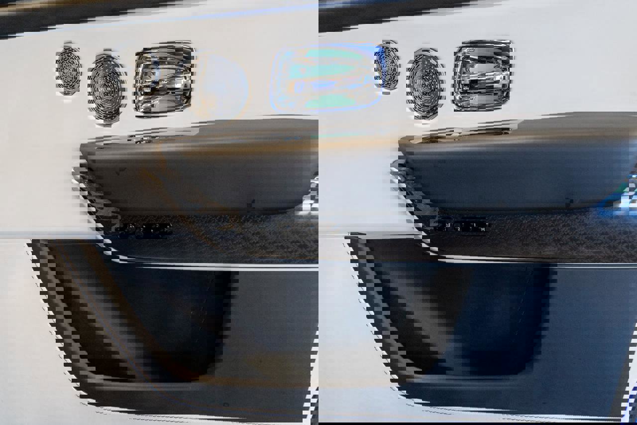 Used 2021 Rolls-Royce Cullinan Black Badge image 24