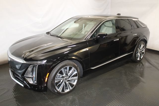 New 2026 Cadillac Lyriq Signature Luxury w/ Nappa Leather Package AWD/4WD image 2