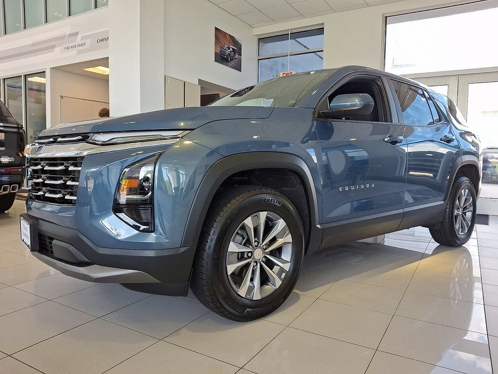 Certified 2026 Chevrolet Equinox LT AWD/4WD image 6