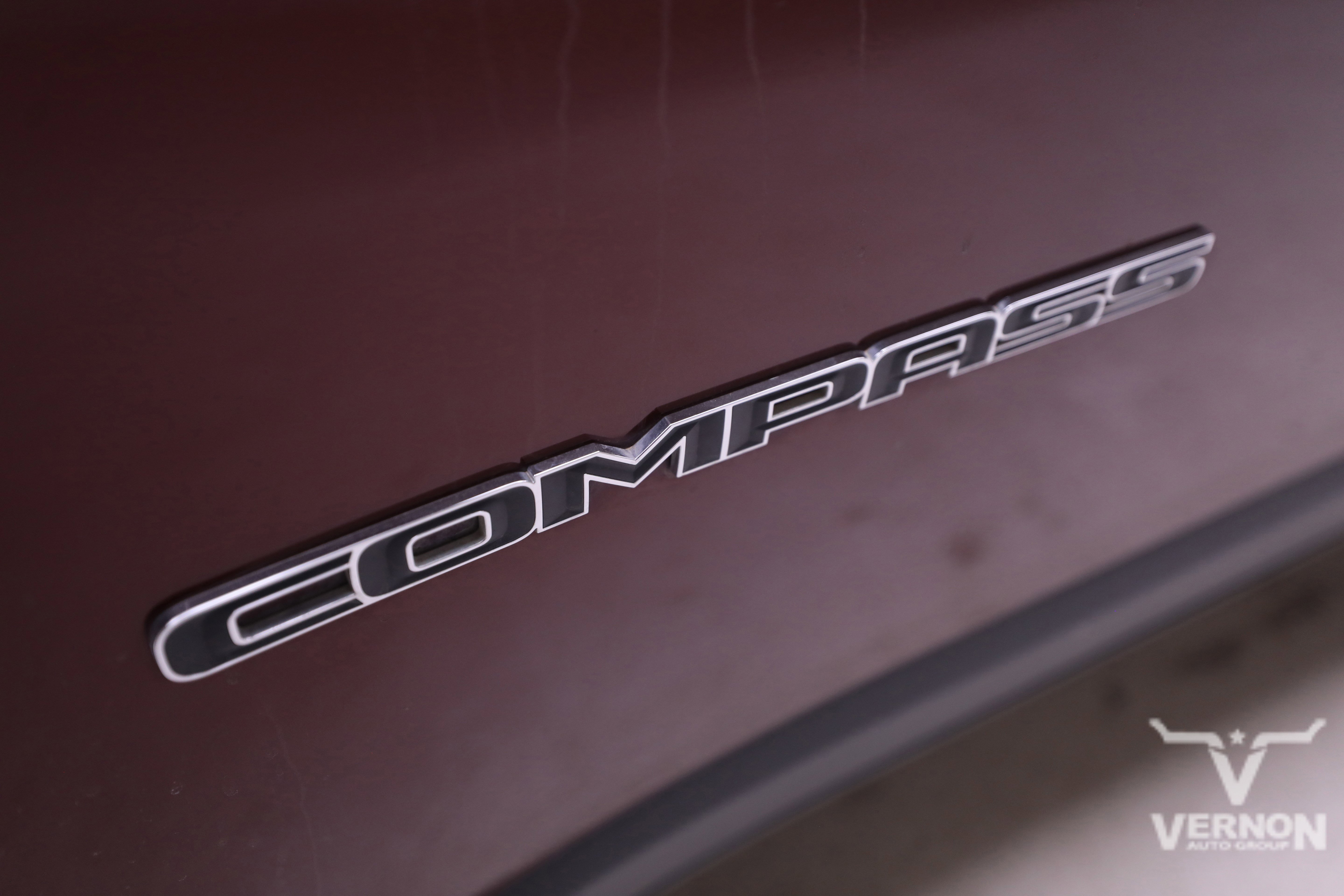 Used 2022 Jeep Compass Limited image 11