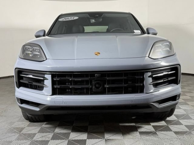 Used 2025 Porsche Cayenne Coupe AWD/4WD image 10