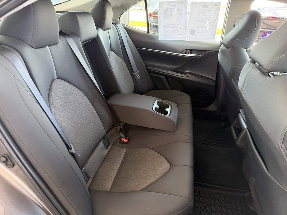 Used 2024 Toyota Camry LE AWD/4WD image 22