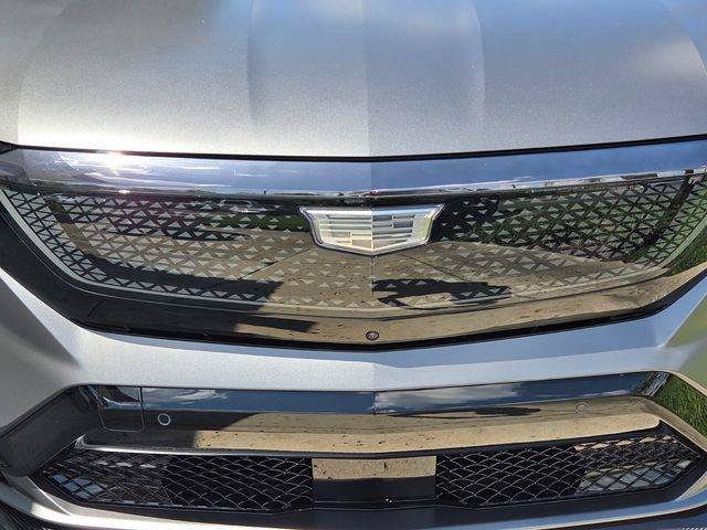 New 2026 Cadillac Optiq V w/ Magnus Launch Edition AWD/4WD image 9