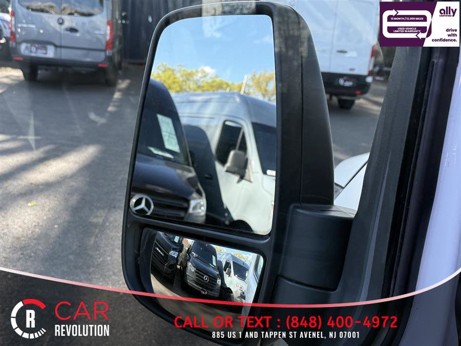Used 2023 Ford Transit 250 Medium Roof image 24