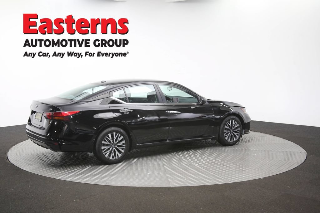 Used 2024 Nissan Altima 2.5 SV FWD image 44