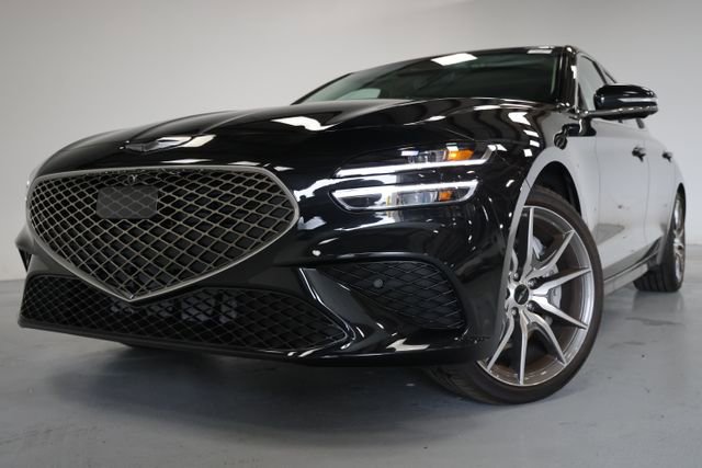 Used 2026 Genesis G70 2.5T Prestige image 7
