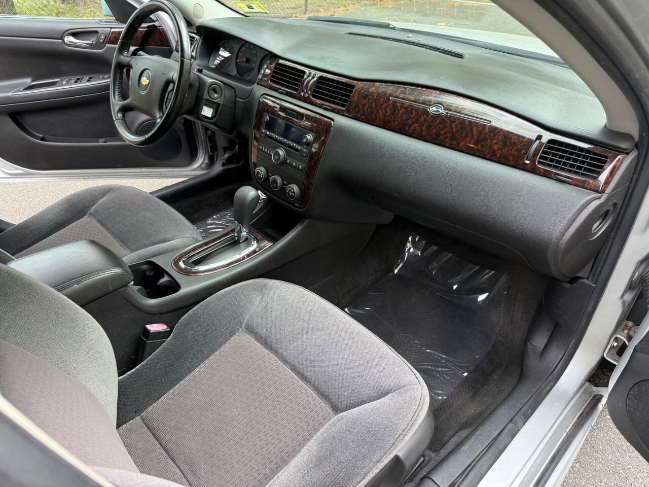 Used 2013 Chevrolet Impala LS FWD image 19