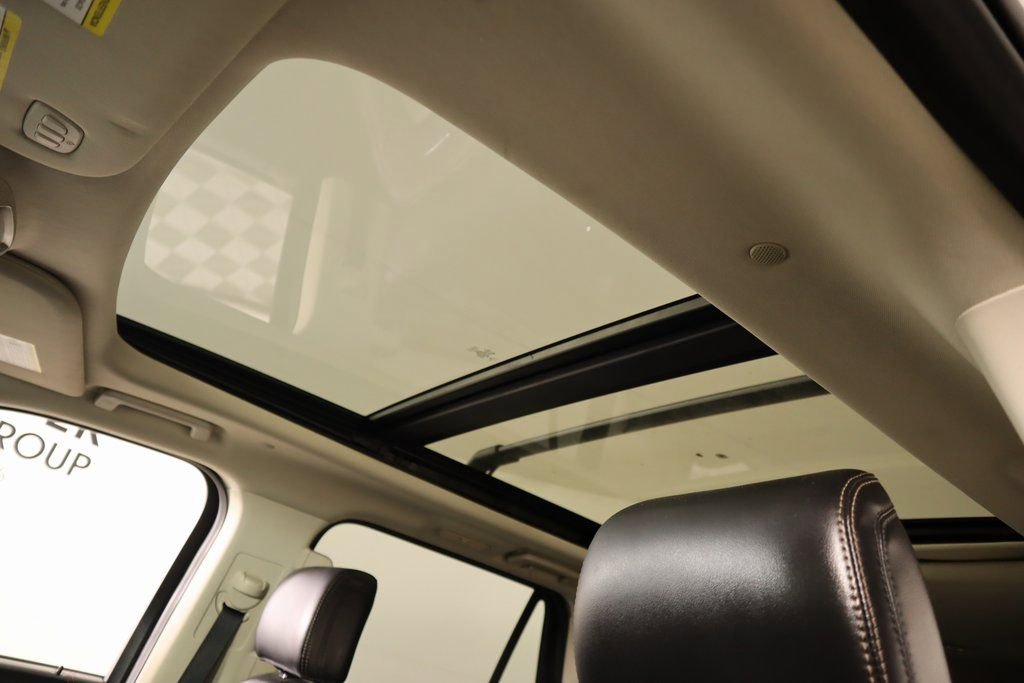 Used 2021 Ford Expedition Platinum AWD/4WD image 17