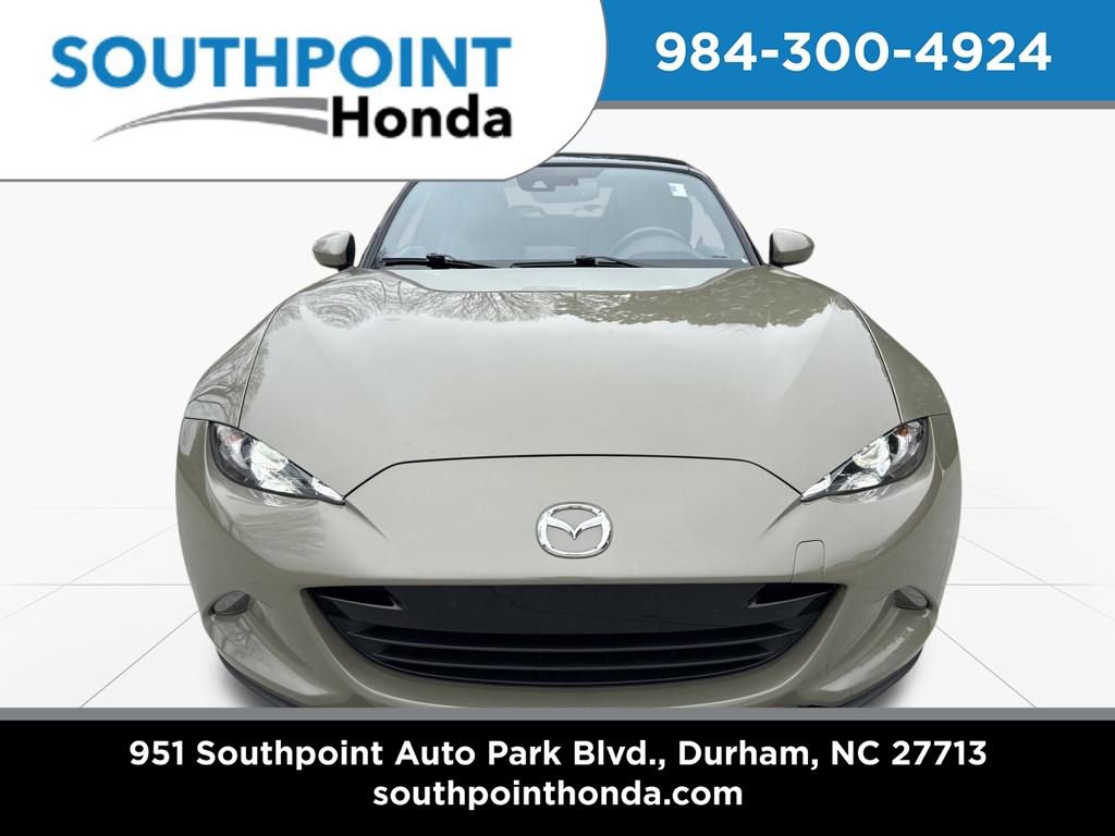 Used 2023 MAZDA MX-5 Miata Grand Touring image 2