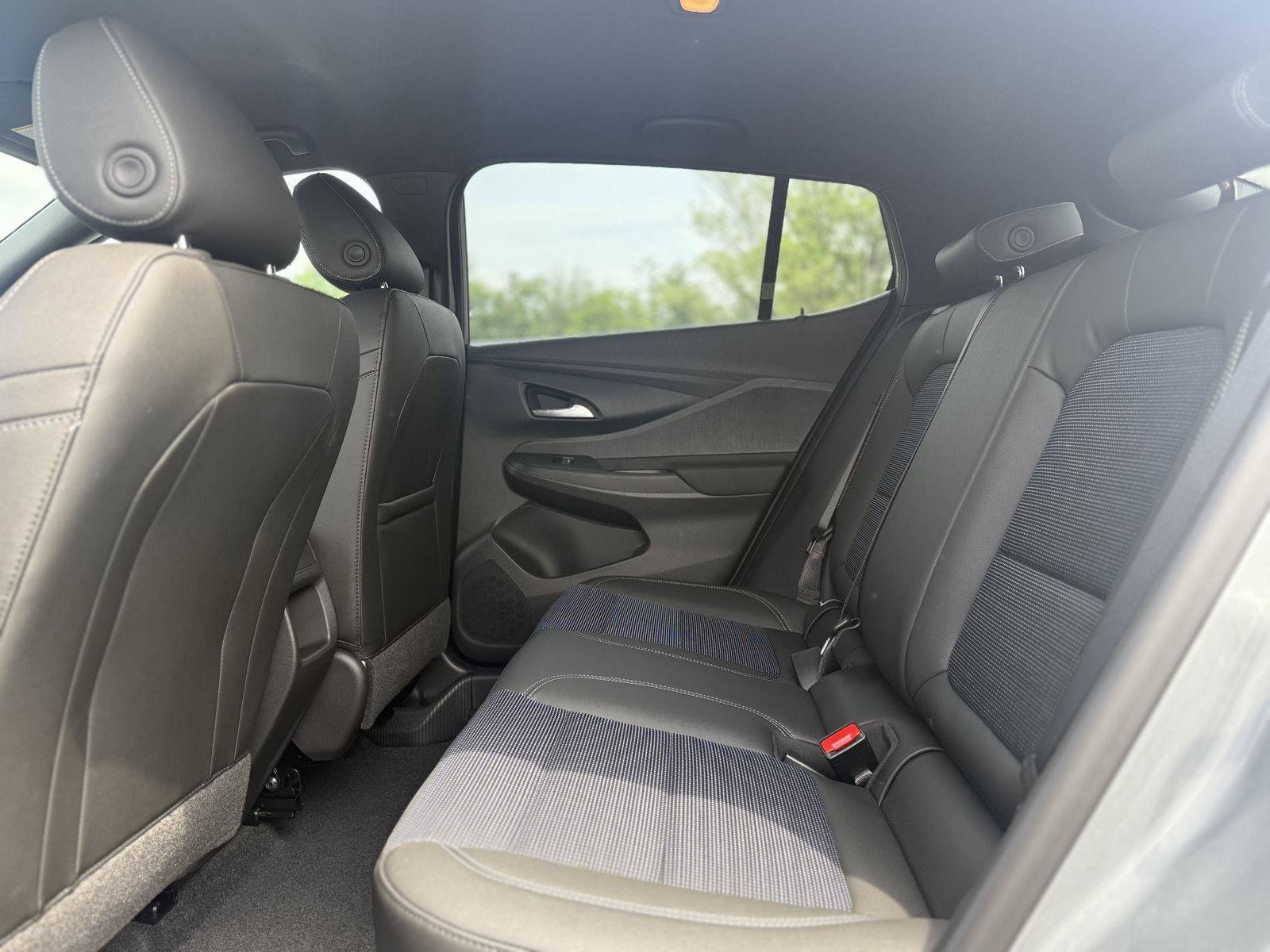 New 2025 Buick Envista Preferred image 8