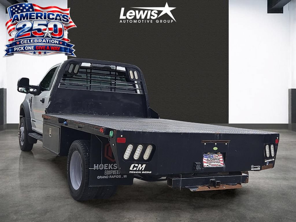 Used 2018 Ford F550 2WD Regular Cab Super Duty image 3