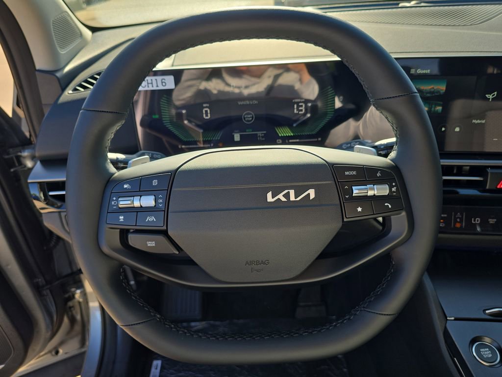 New 2026 Kia Sportage LX FWD image 28