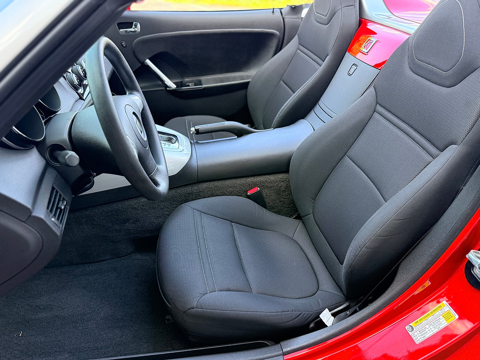Used 2007 Saturn Sky RWD image 24