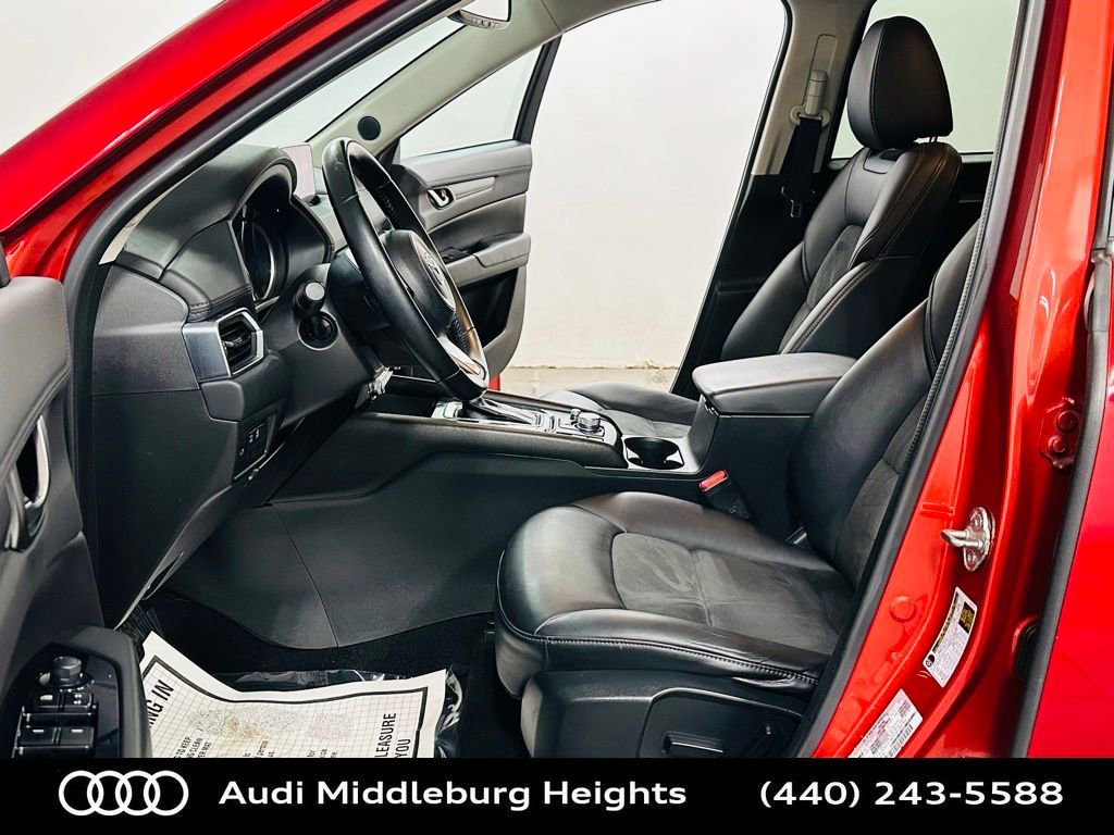 Used 2019 MAZDA CX-5 Touring image 10