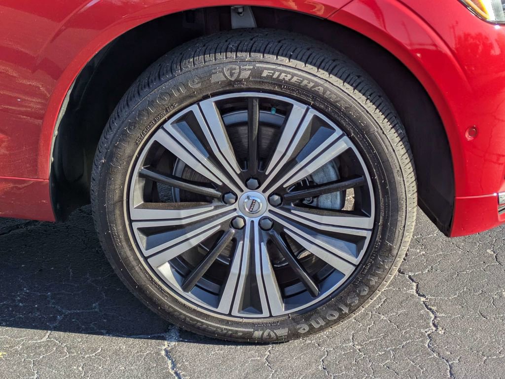 Used 2022 Volvo XC60 T8 Inscription w/ Advanced Package image 11