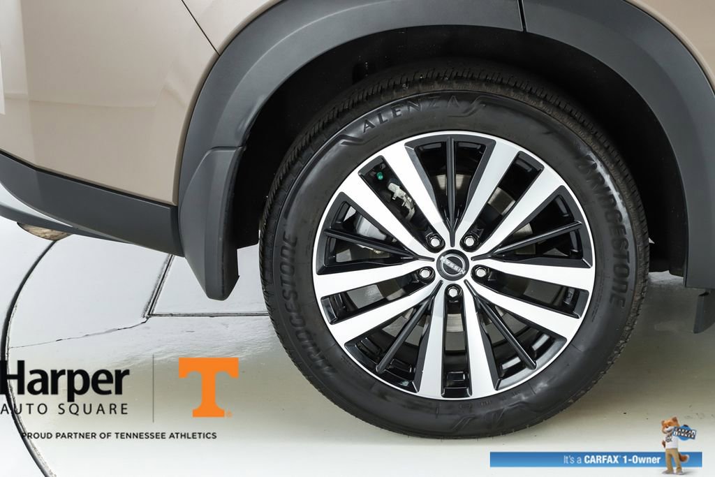 Used 2024 Nissan Pathfinder Platinum image 13