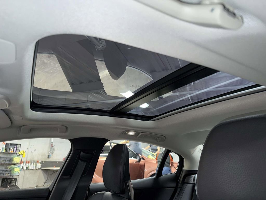 Certified 2024 Volvo S60 B5 Plus image 21