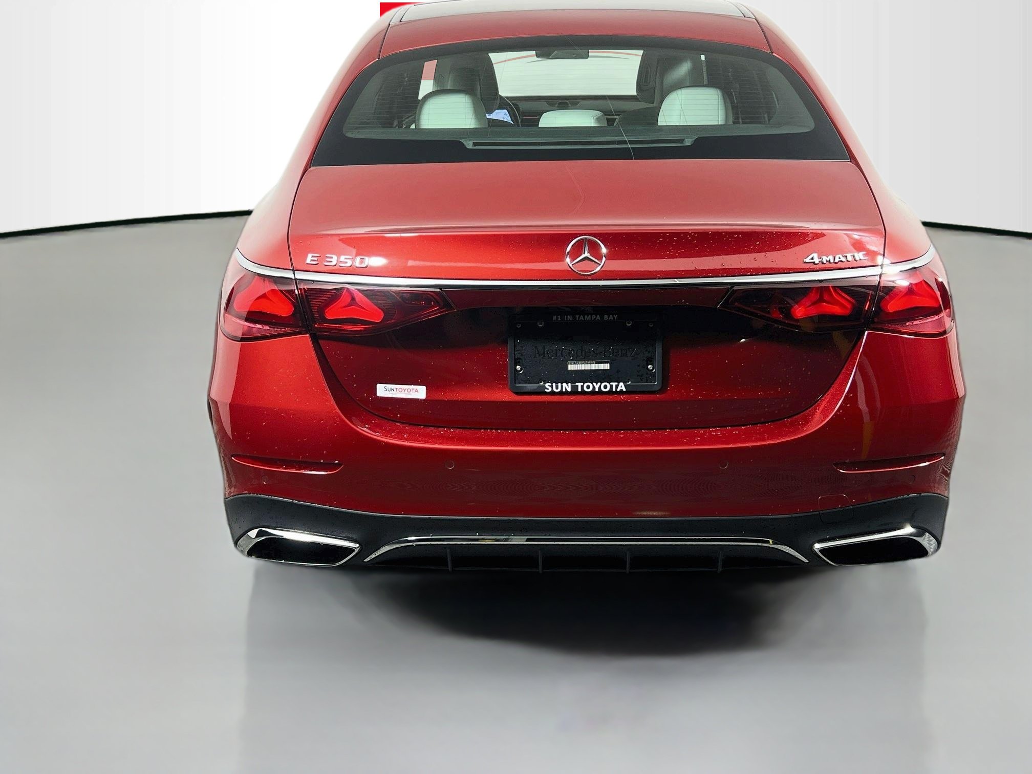 Used 2024 Mercedes-Benz E 350 4MATIC Sedan image 5