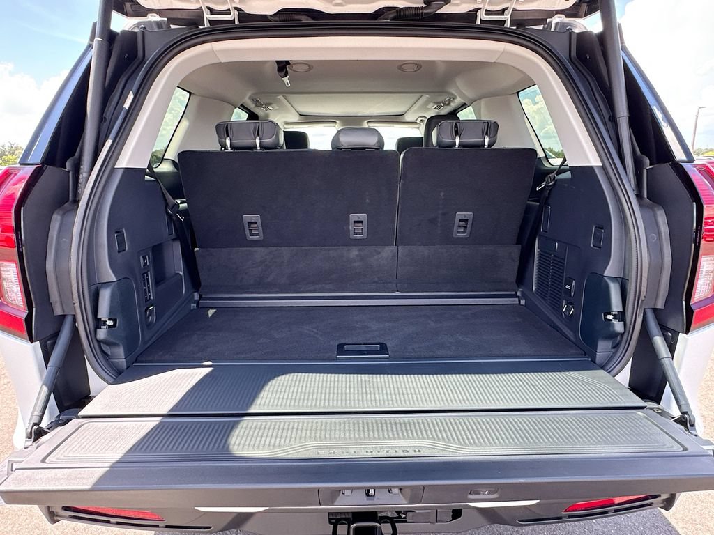 New 2026 Ford Expedition Active RWD image 30