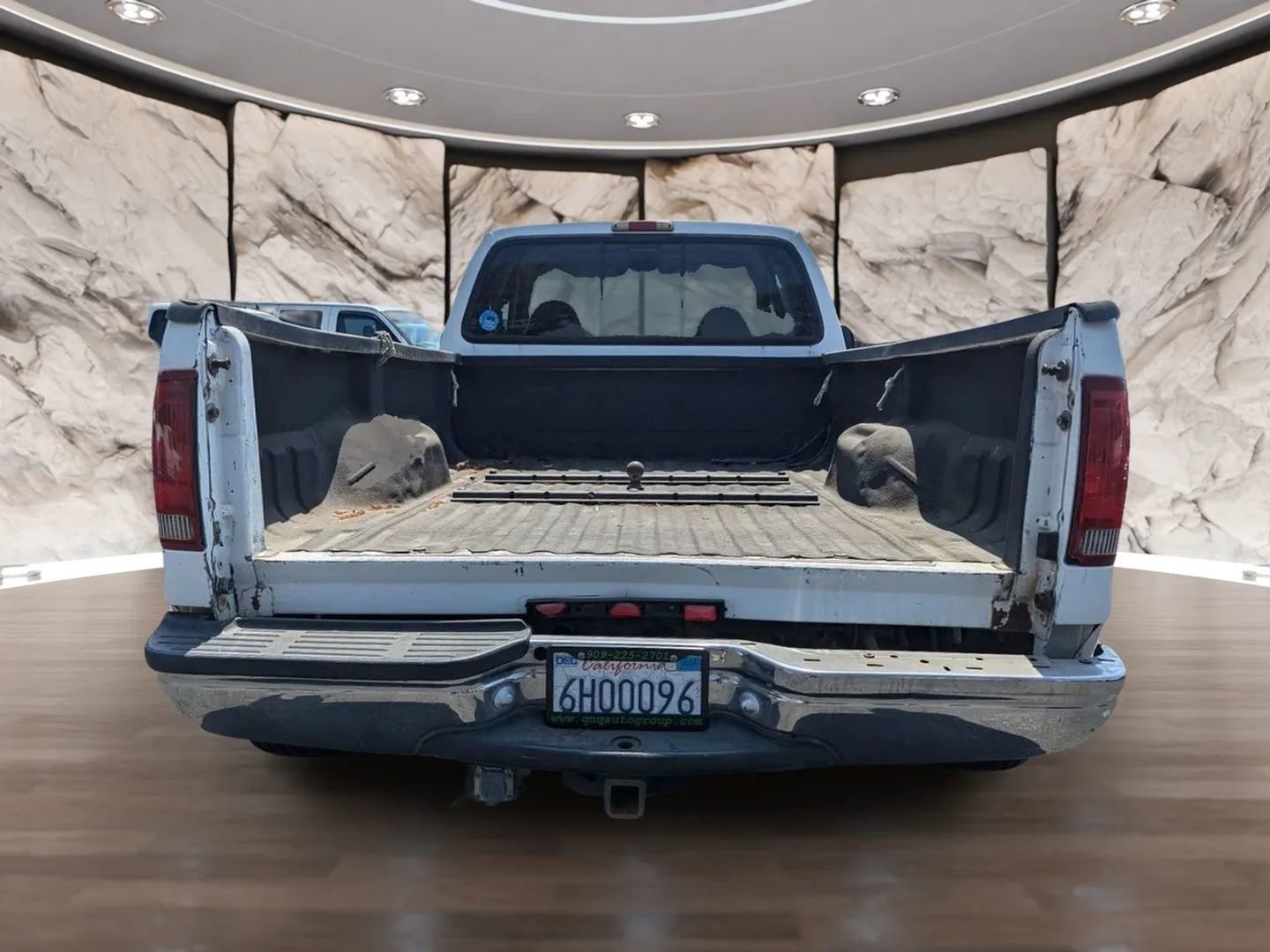 Used 2000 Ford F350 XL image 8