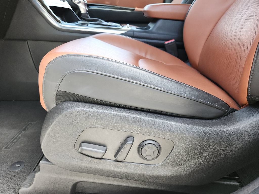 Used 2022 Kia Carnival SX FWD image 20