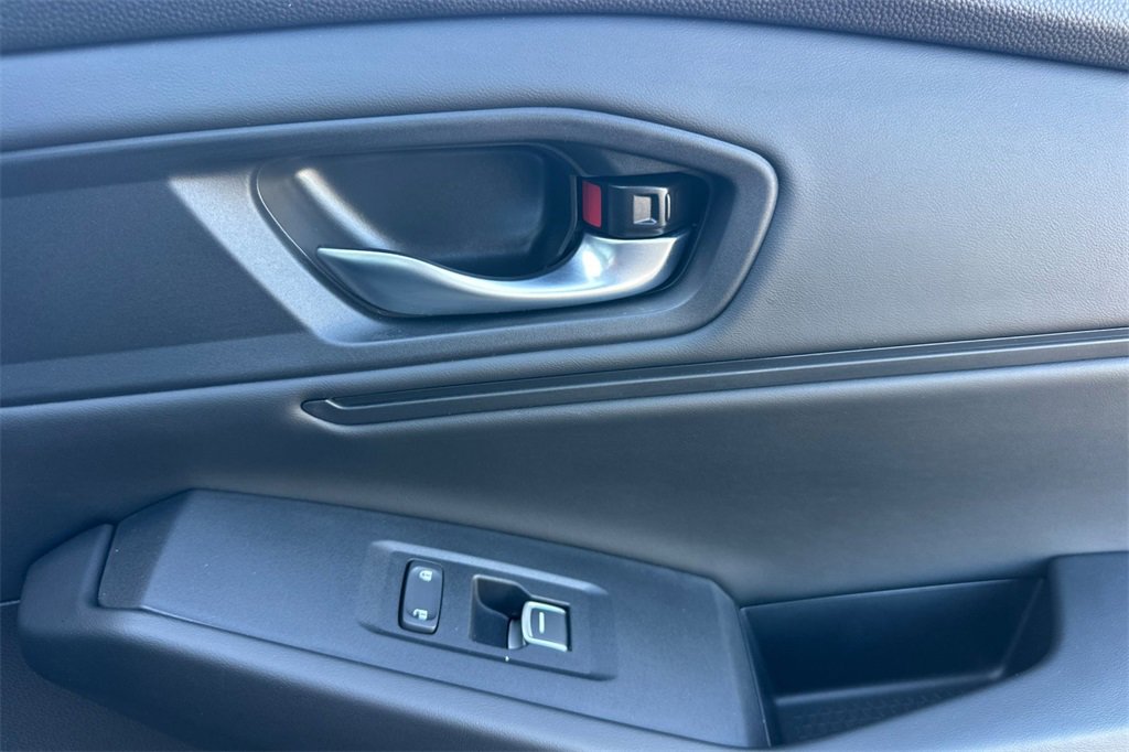 Used 2025 Honda Accord EX-L image 19