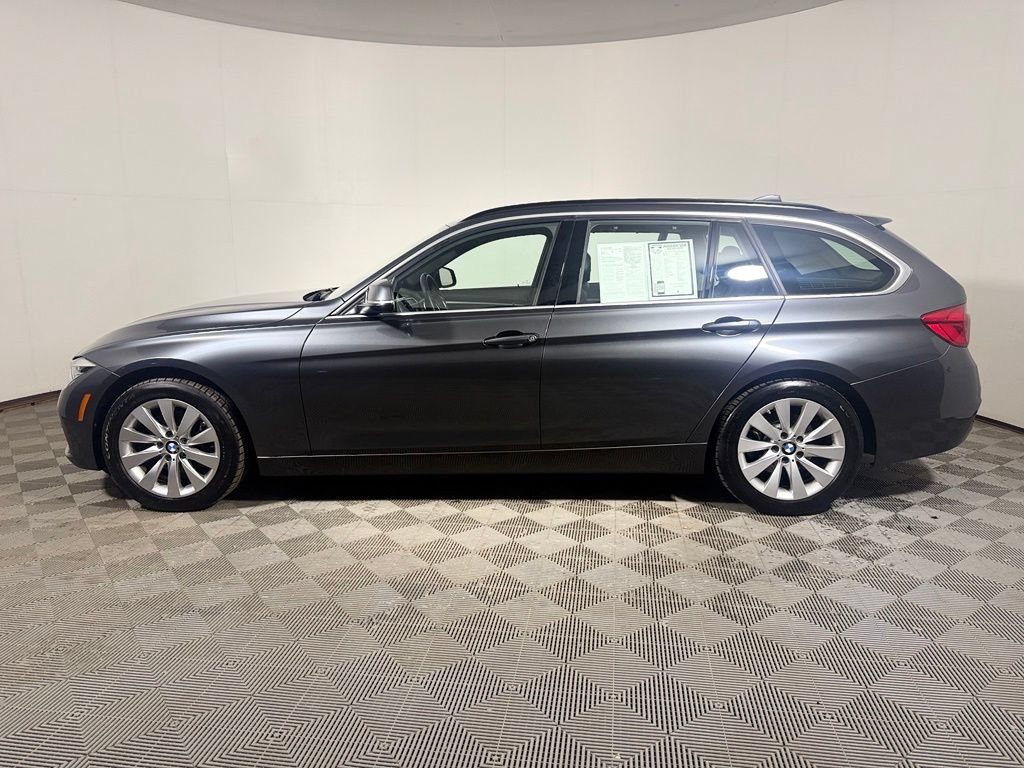 Used 2019 BMW 330i xDrive Wagon w/ Premium Package AWD/4WD image 2