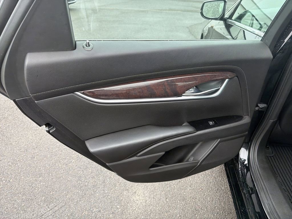 Used 2017 Cadillac XTS Luxury w/ Driver Awareness Package image 12