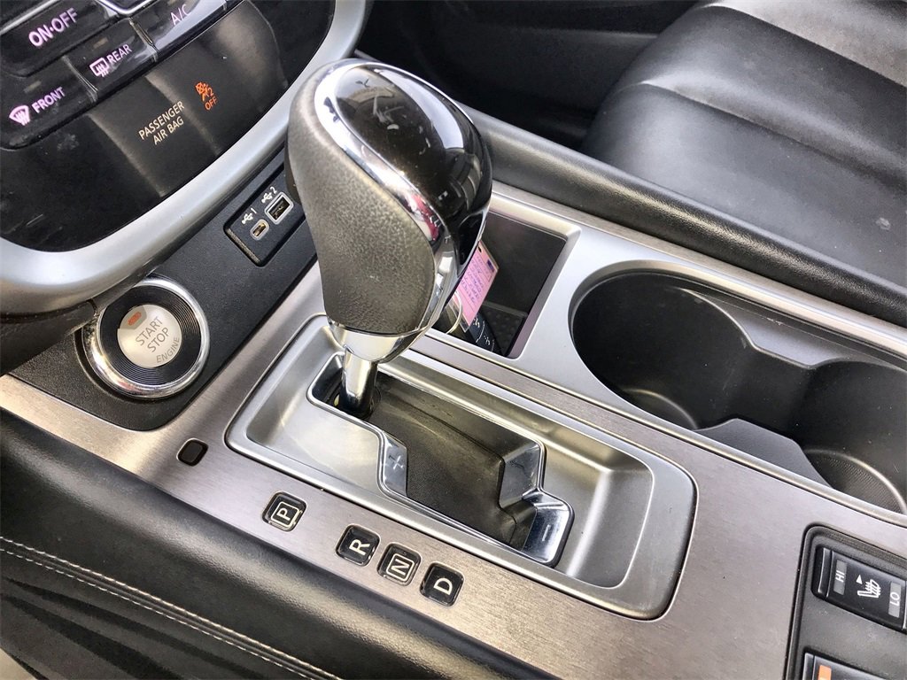 Used 2024 Nissan Murano SV w/ SV Midnight Edition Package image 19