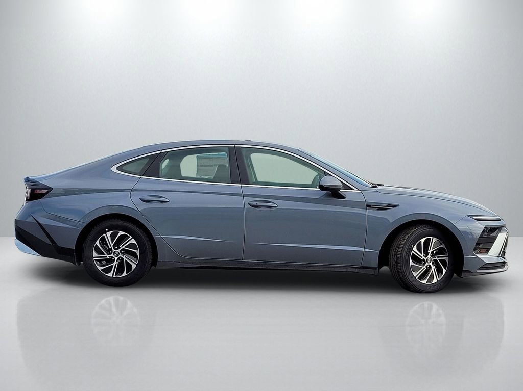 New 2026 Hyundai Sonata Blue image 3