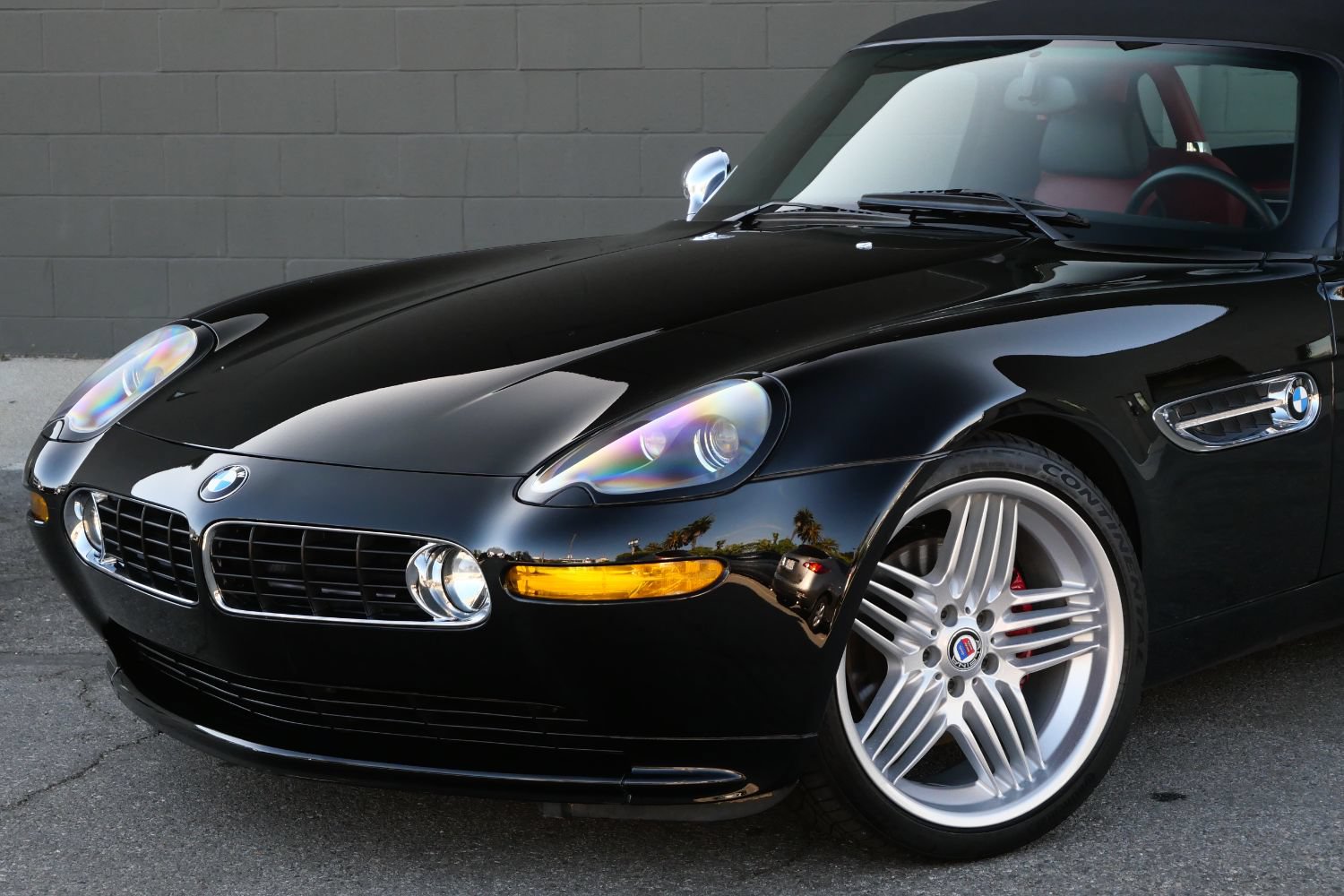 Used 2001 BMW Z8 RWD image 27