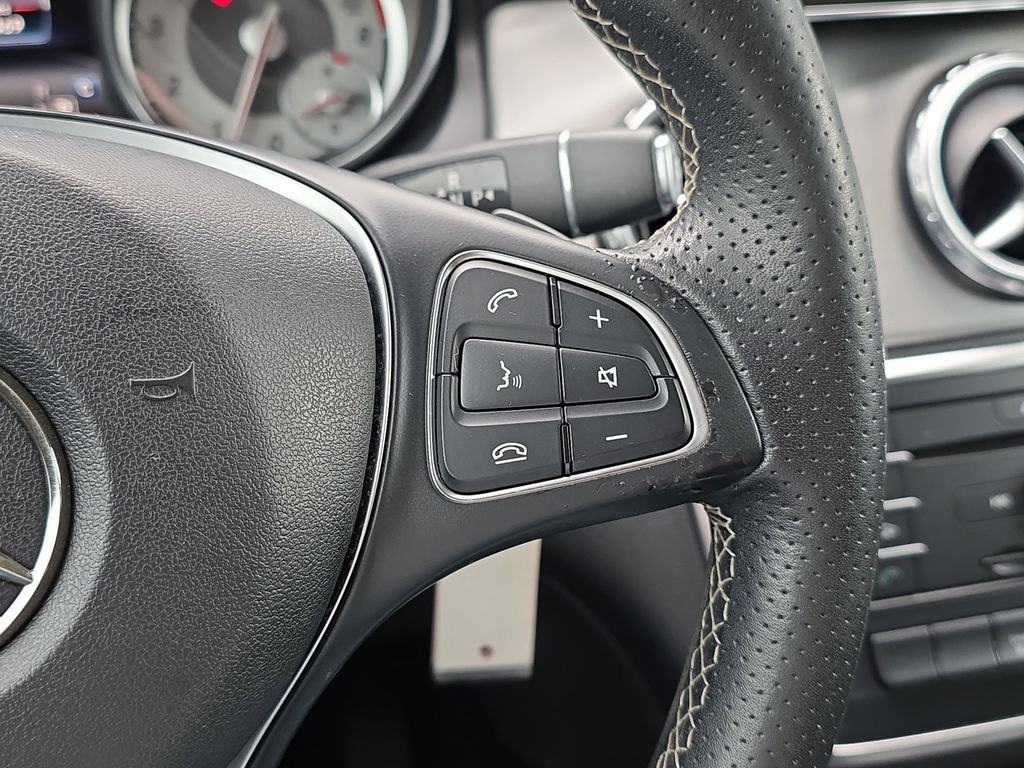 Used 2017 Mercedes-Benz GLA 250 image 21