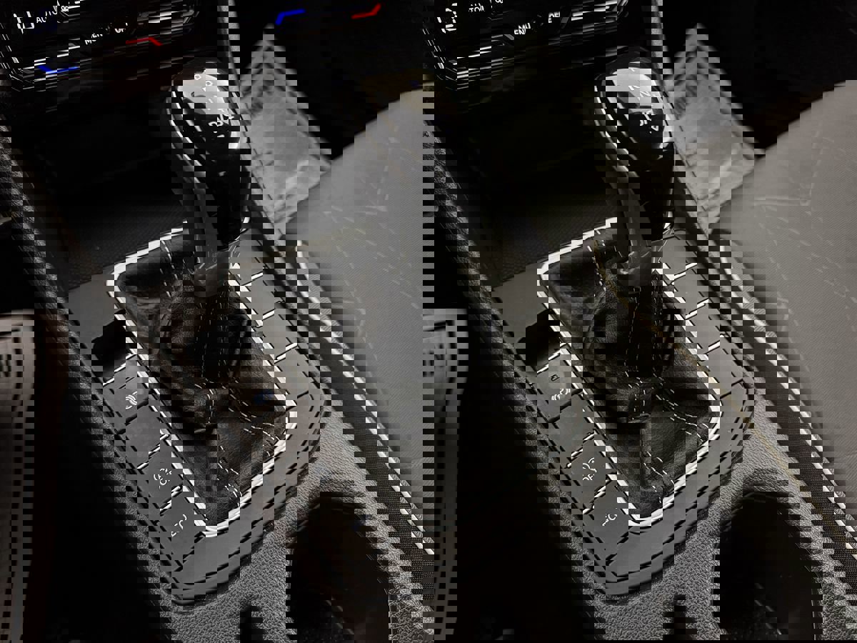 Used 2025 Volkswagen Jetta Sport image 26