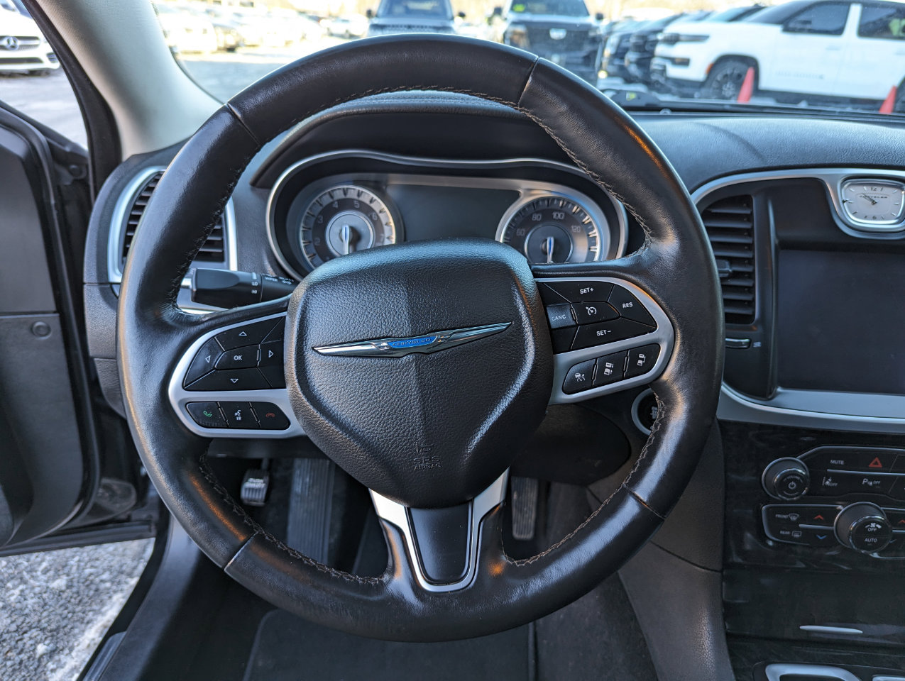 Used 2021 Chrysler 300 Touring L image 15