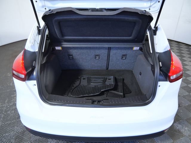 Used 2015 Ford Focus SE w/ Exterior Protection Package image 10