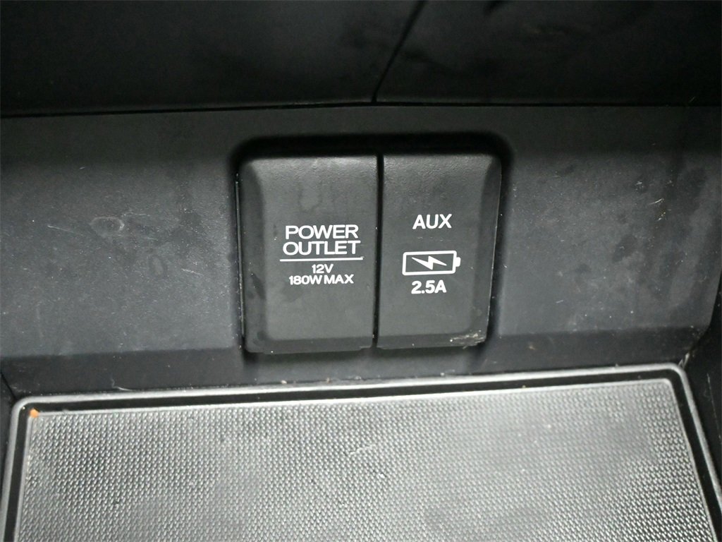 Used 2020 Honda Pilot Touring image 17