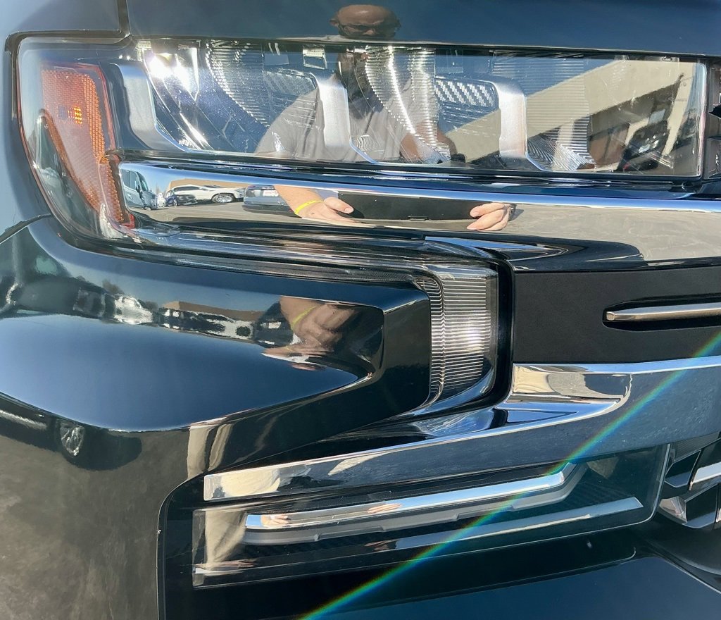 Used 2021 Chevrolet Silverado 1500 High Country w/ Technology Package image 6