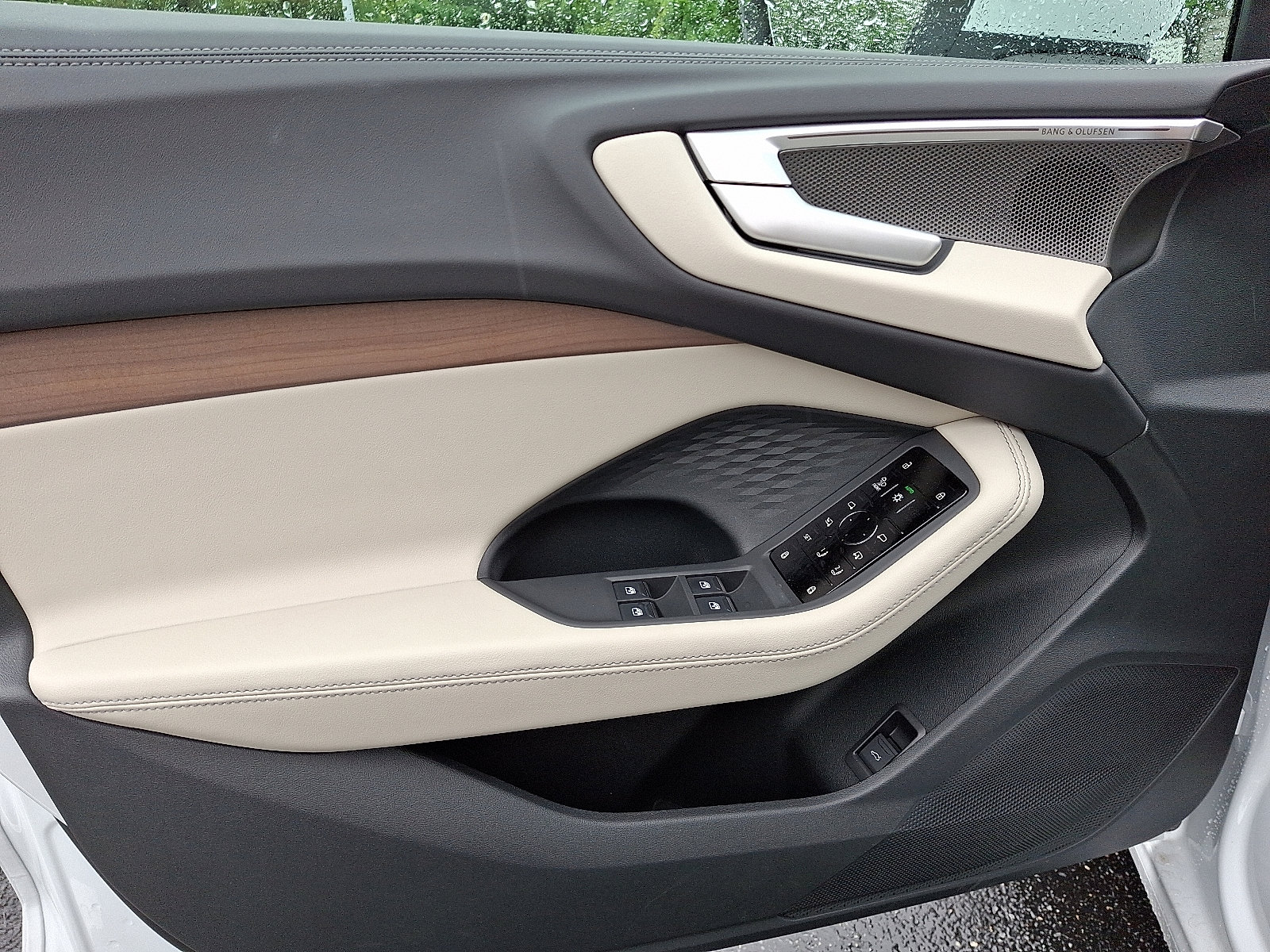 New 2025 Audi A5 2.0T Prestige image 8