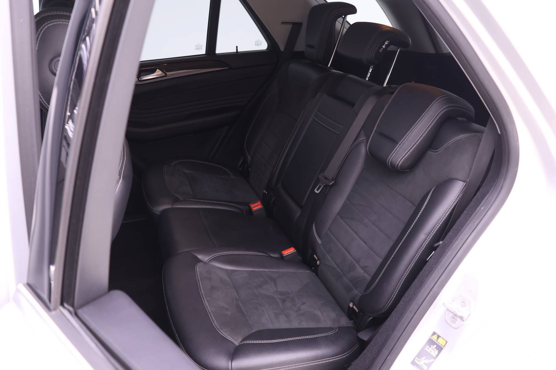 Used 2014 Mercedes-Benz ML 350 BlueTEC 4MATIC image 11
