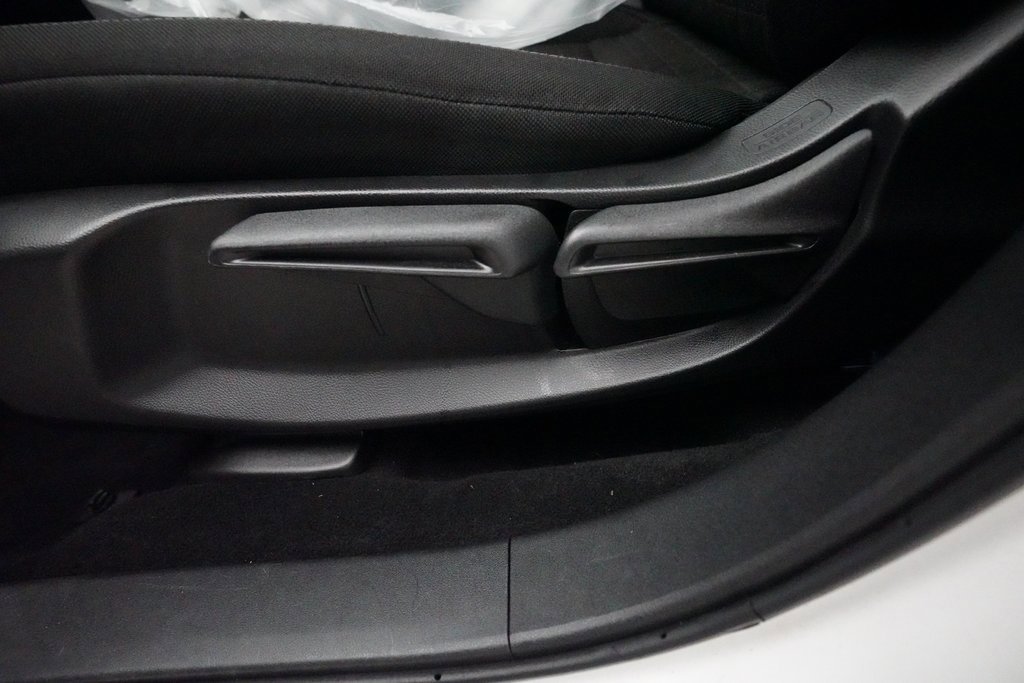 Certified 2023 Honda HR-V LX image 28