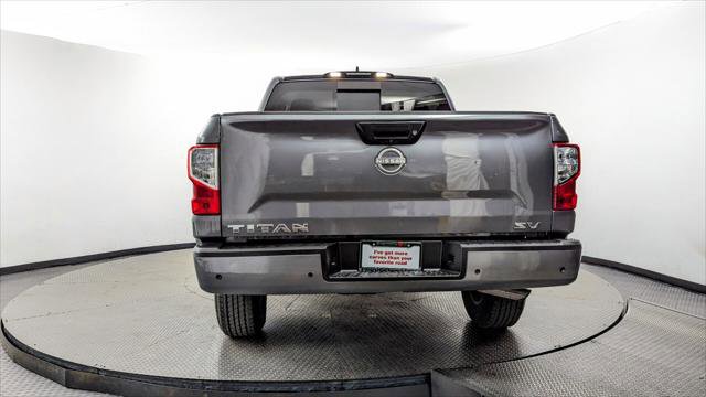 Used 2023 Nissan Titan SV image 7