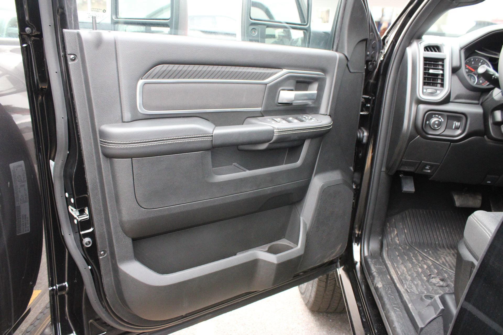 New 2026 RAM 2500 Big Horn image 12