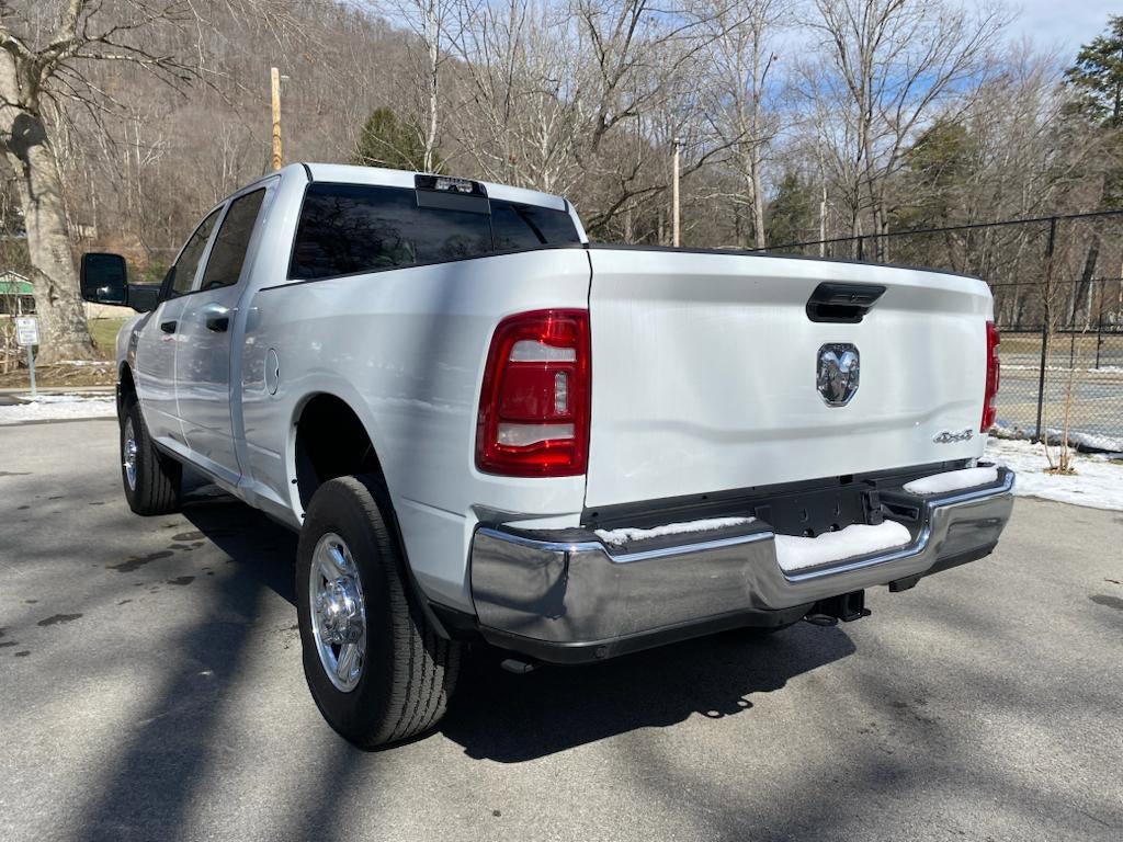 New 2024 RAM 2500 Tradesman w/ Safety Group AWD/4WD image 6