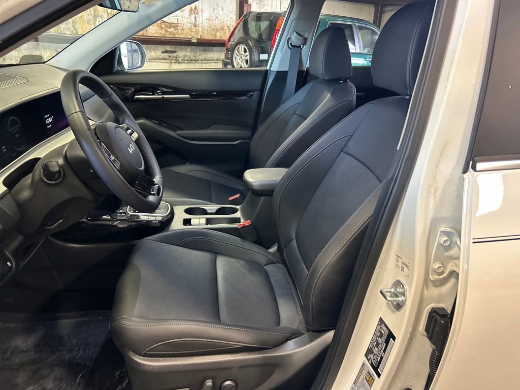 Certified 2024 Kia Seltos SX image 21