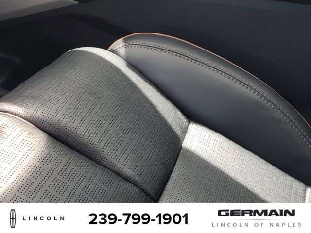 New 2025 Lincoln Navigator L Black Label image 27